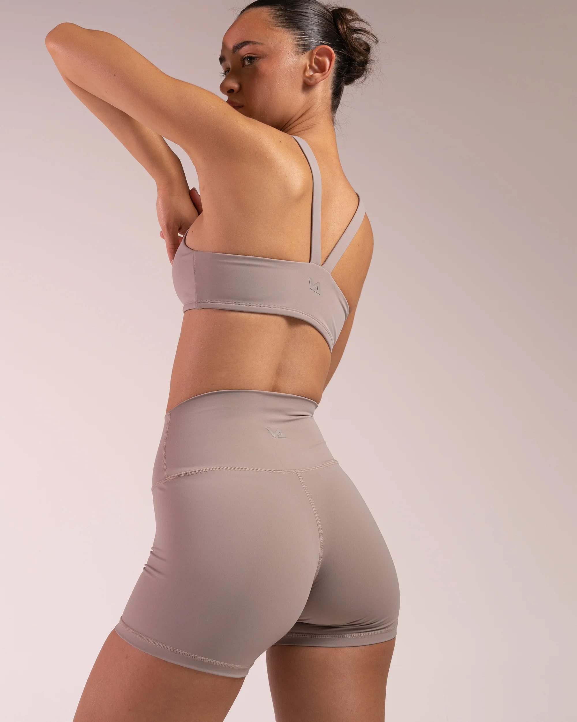 4" Shorts - Image 4