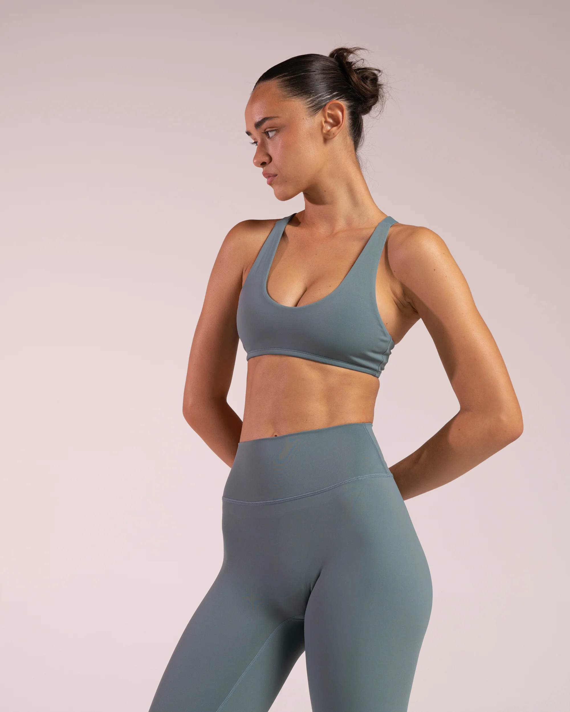 V-crop | Moss Green