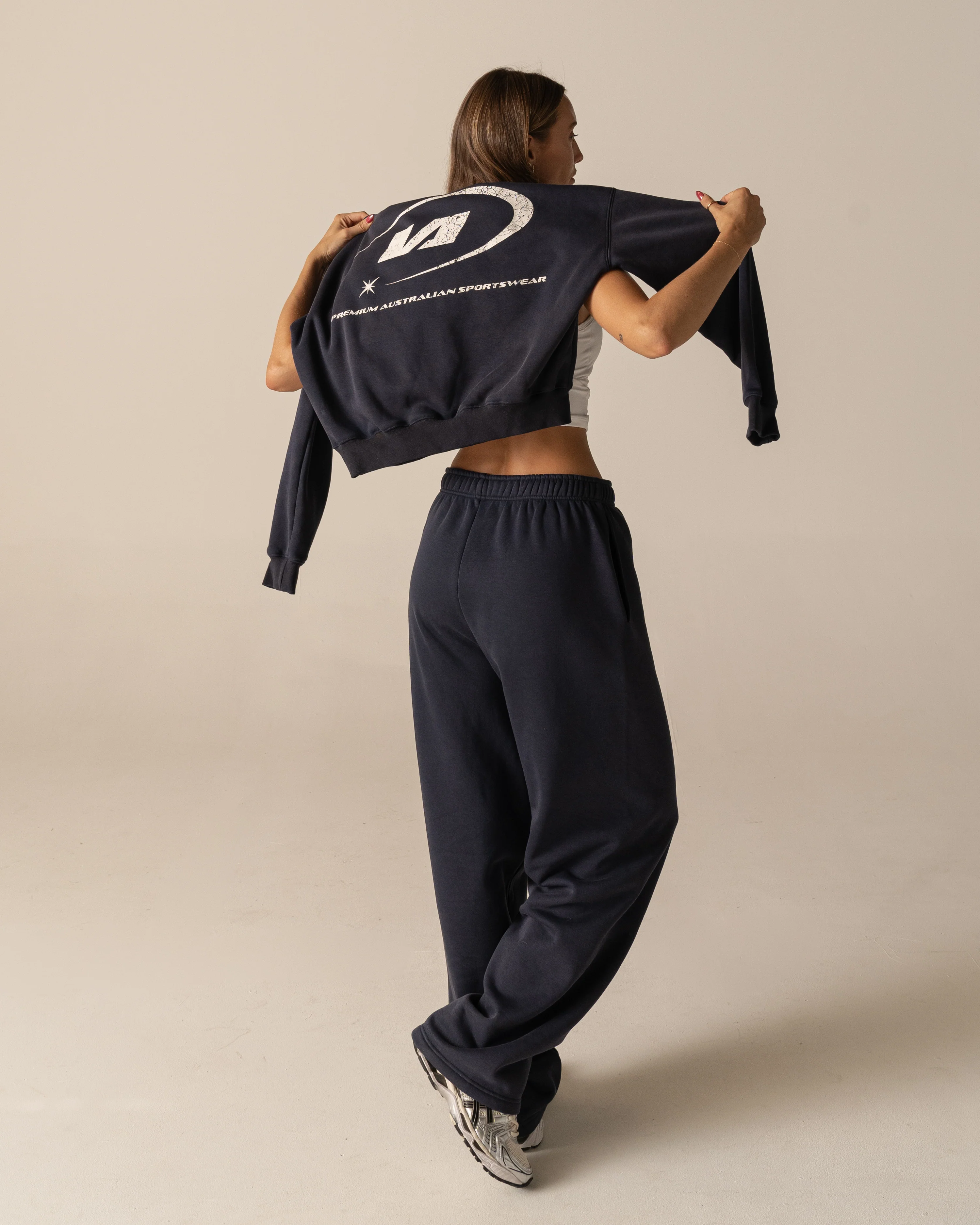 Star Training Straight Leg Sweatpants - Image 11