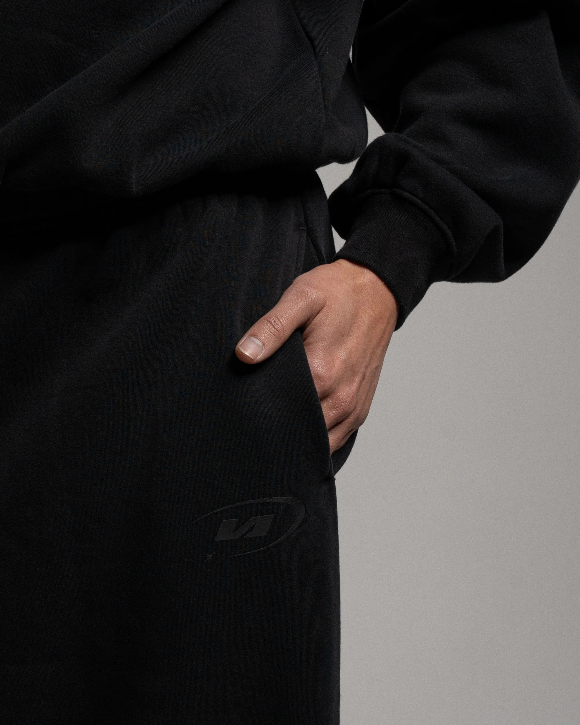 Star Training Cuffed Sweatpants - Image 11