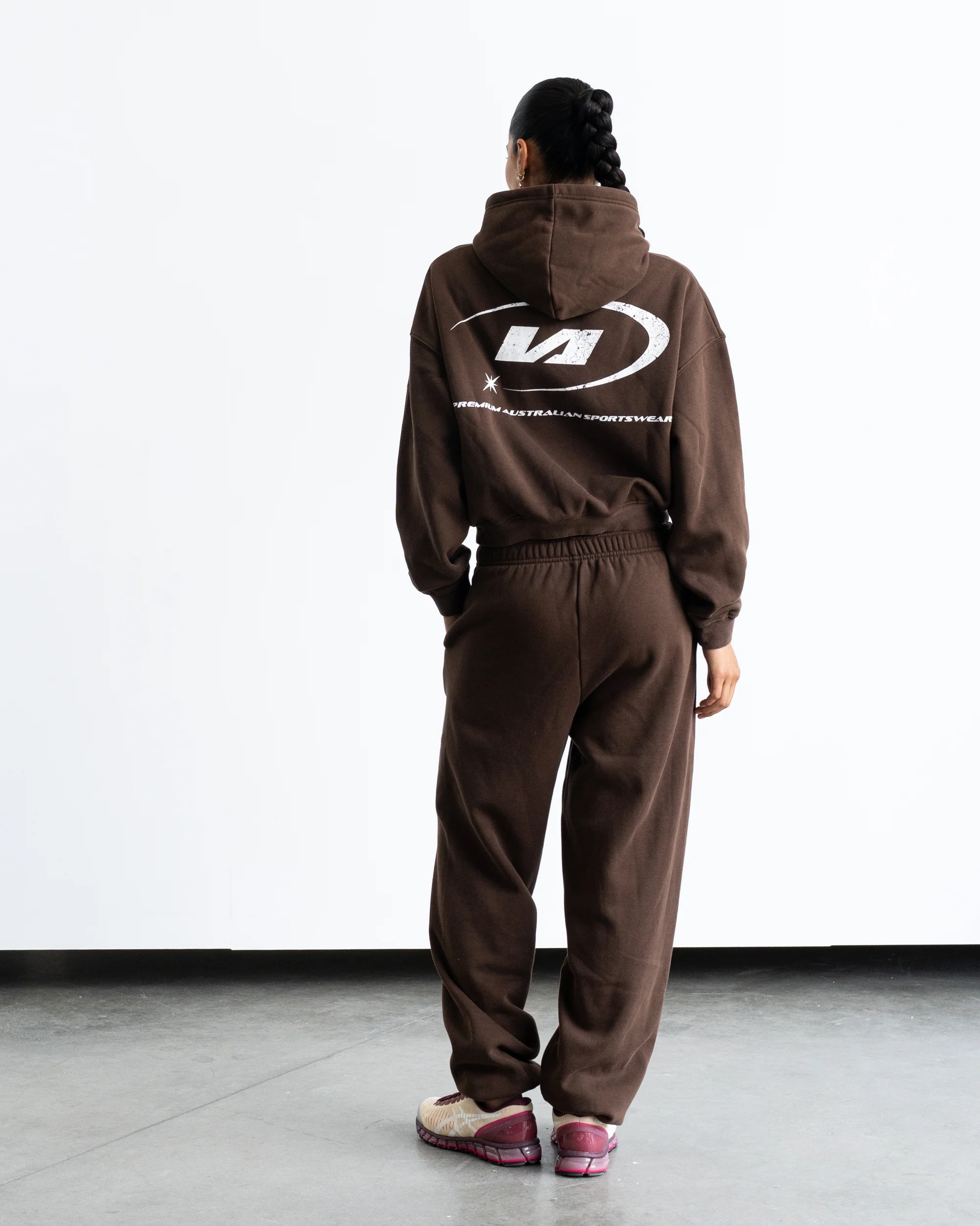 Star Training Cuffed Sweatpants - Image 13