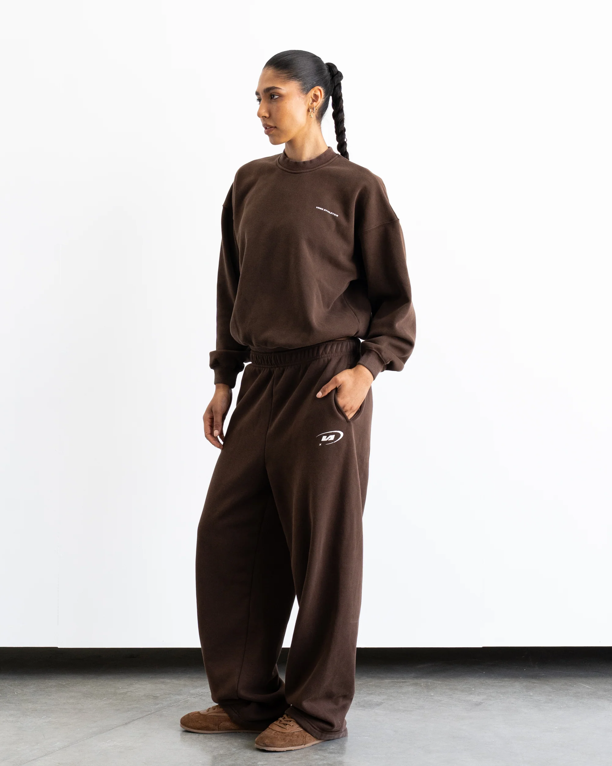 Star Training Sweatshirt - Image 13