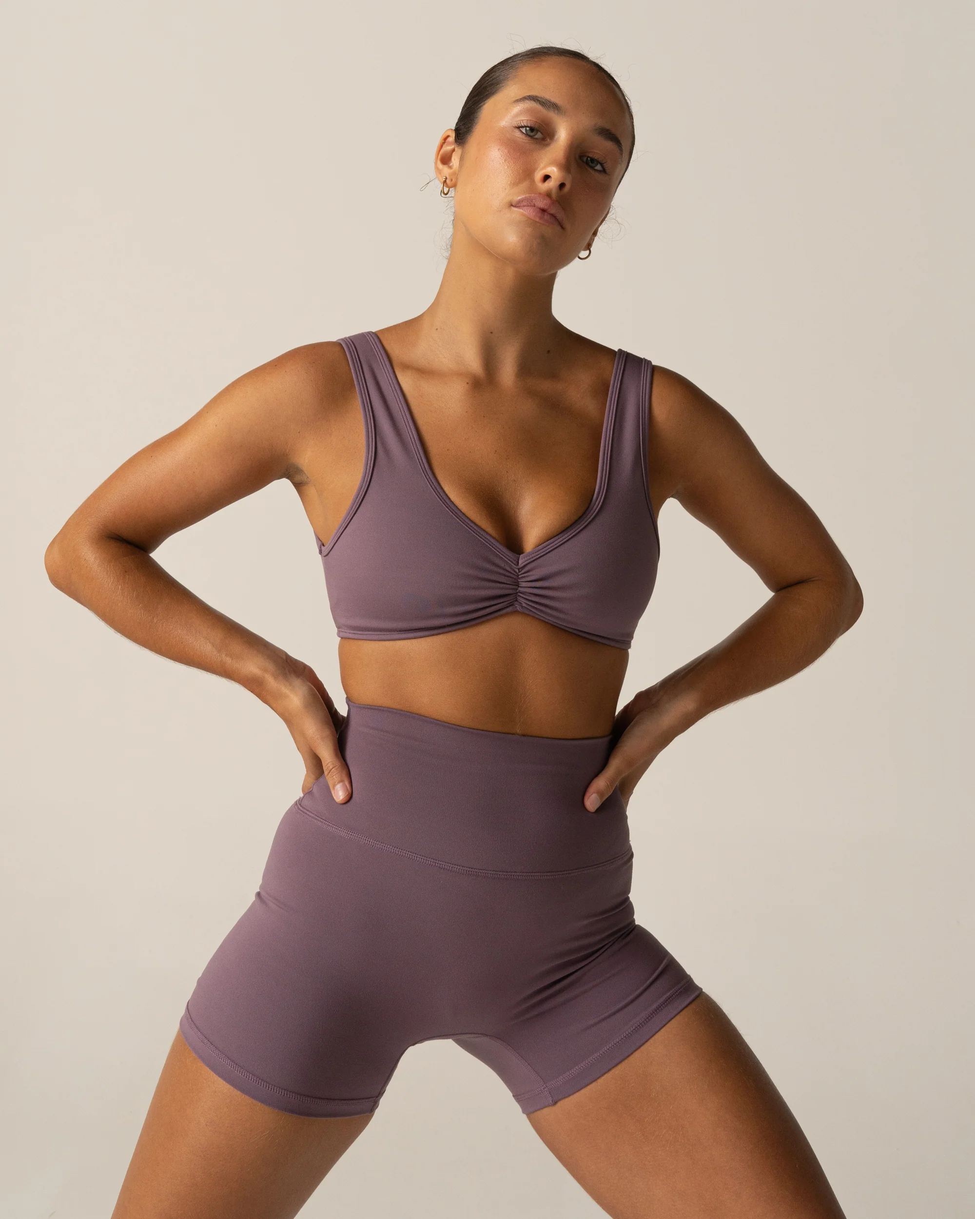 Form Scrunch Crop | Dark Violet