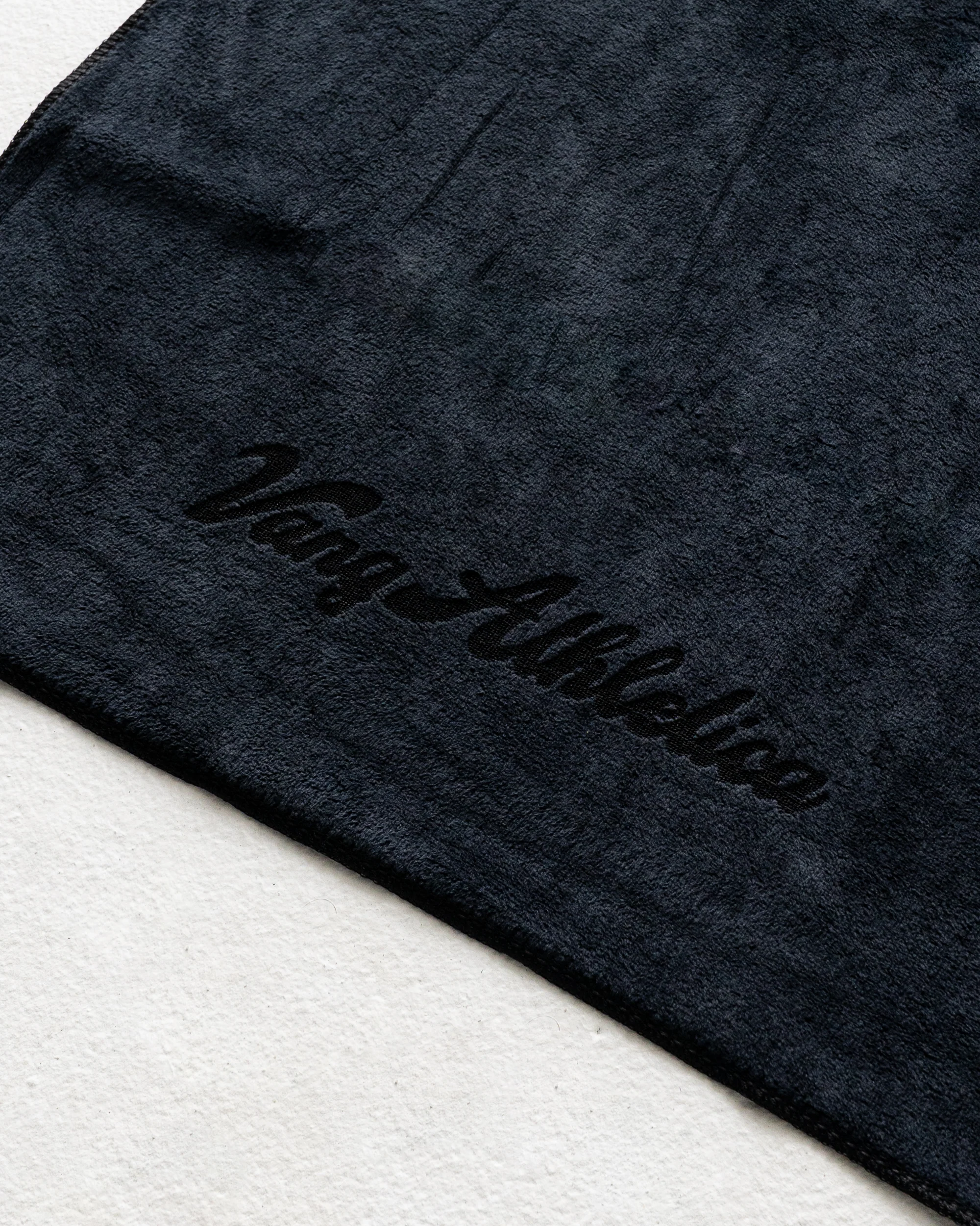 Training towel - Black - Image 3