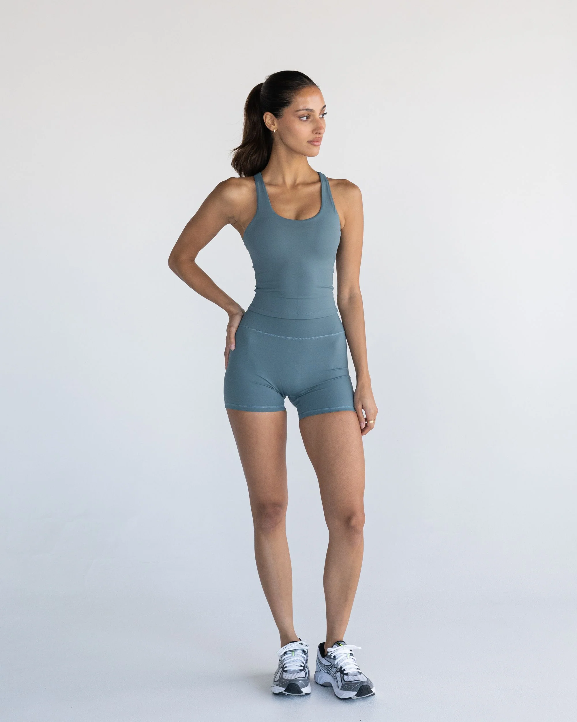 V-Tank | Moss